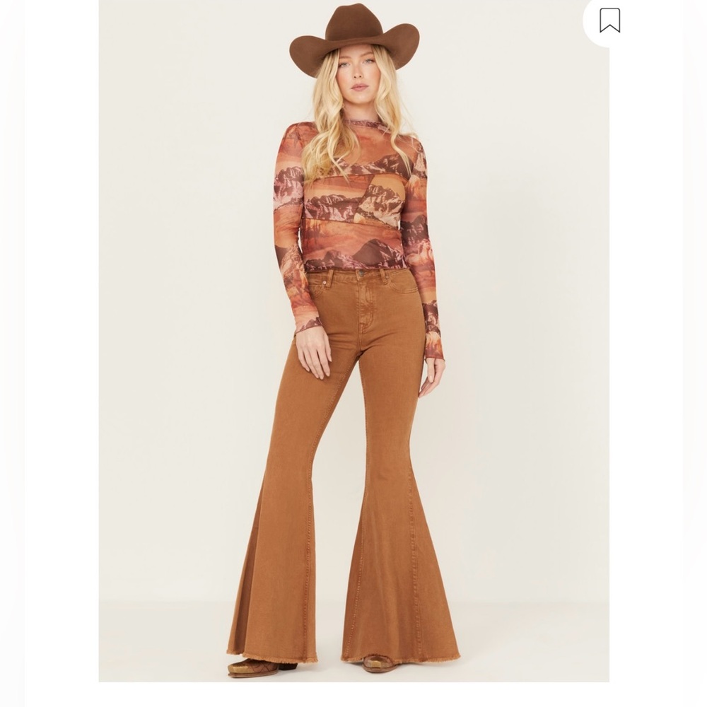 Bell bottom Jeans.